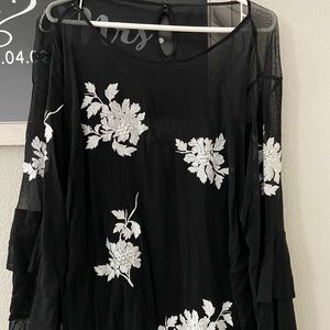 Women’s NWOT 3X Blouse